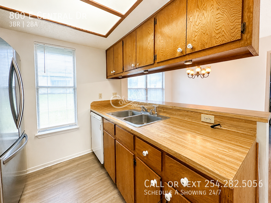 800 E Central Dr - Photo 6 of 13