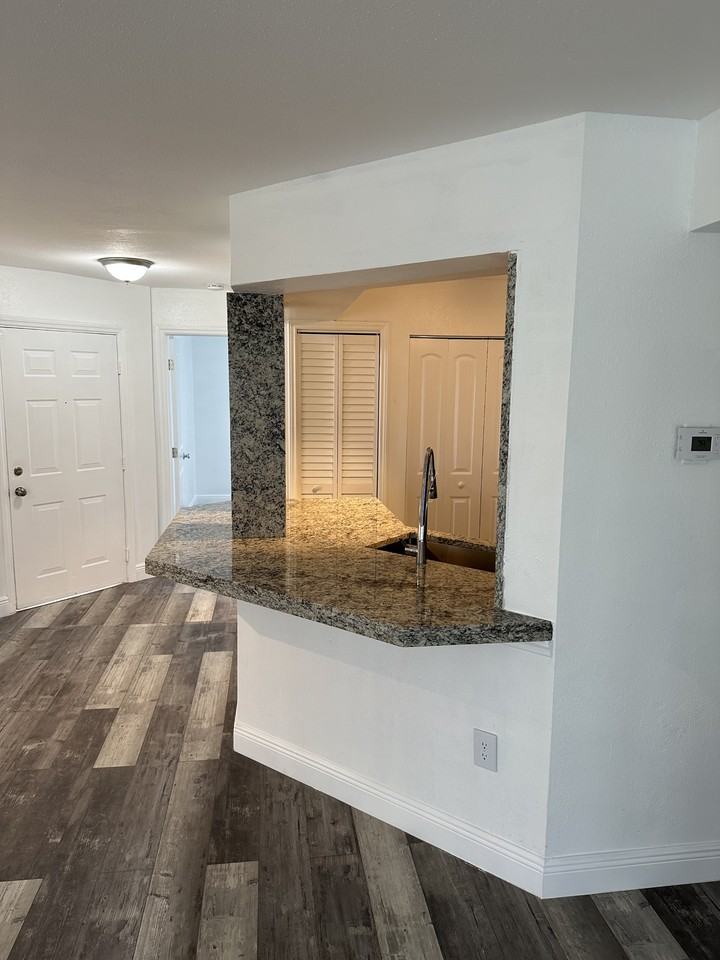 2341 Nw 33rd St #406 - Photo 6 of 38