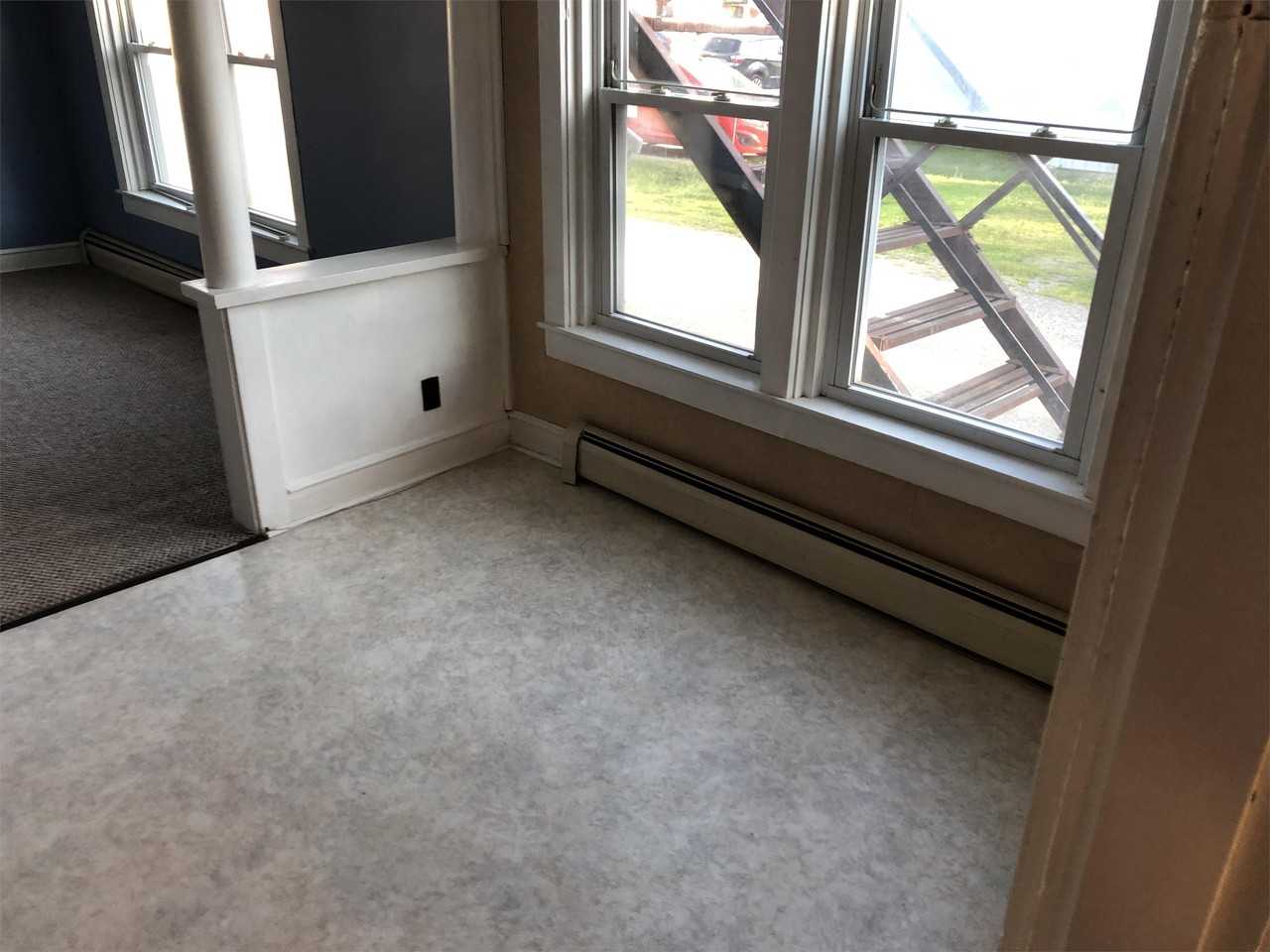Jeffersonville - Photo 4 of 7