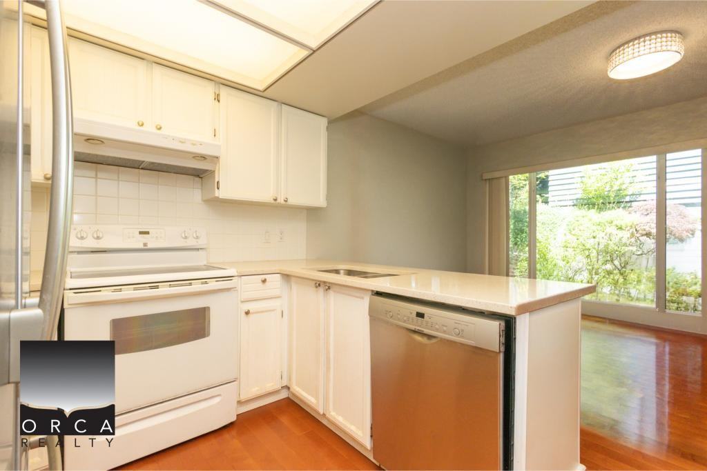 885 Frederick Rd - Photo 4 of 42