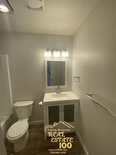 717 Southwest 6th Street 575TAT - Photo 4 of 16
