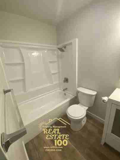 717 Southwest 6th Street 575TAT - Photo 5 of 16