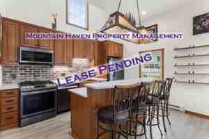 featured image of 400 Argentine St #1
