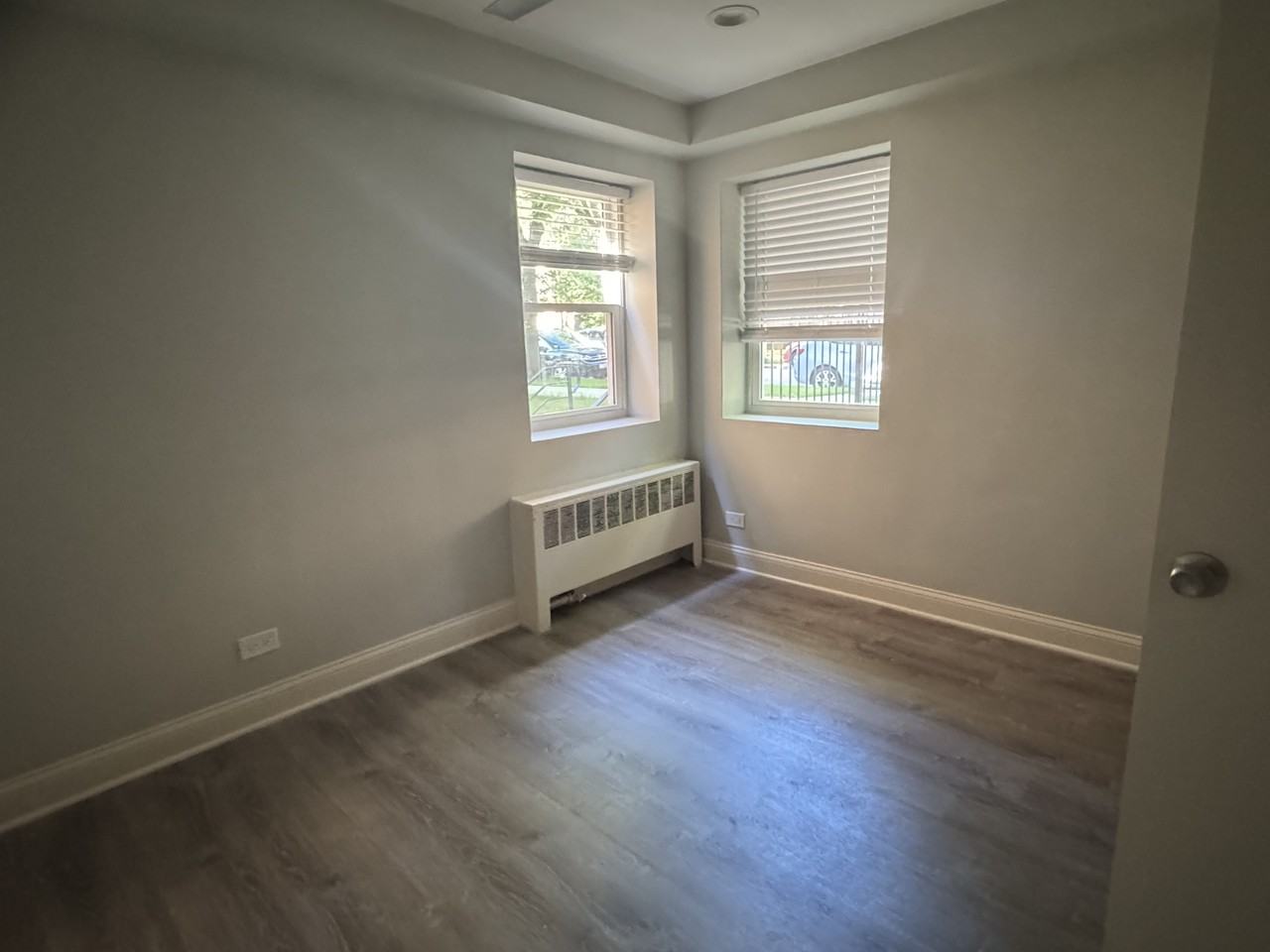 6114 N Damen Ave #1 - Photo 5 of 11