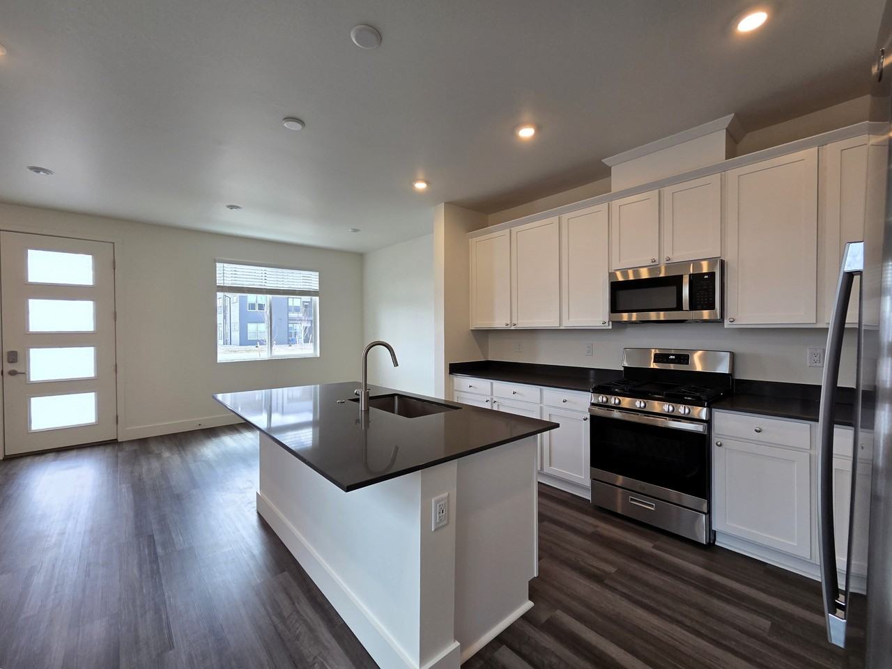 4819 Harvest Pkwy #HOME - Photo 4 of 50