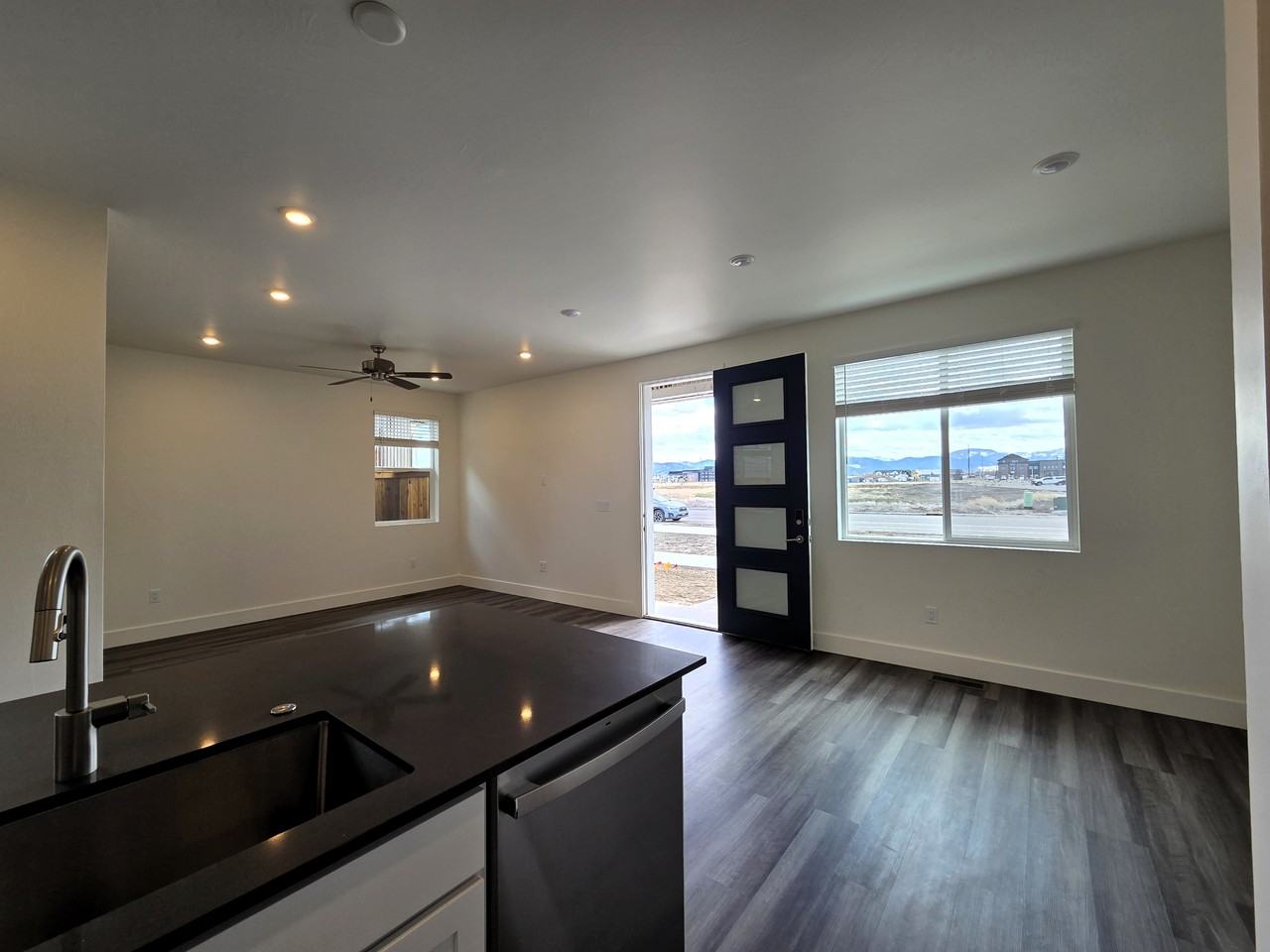 4819 Harvest Pkwy #HOME - Photo 5 of 50