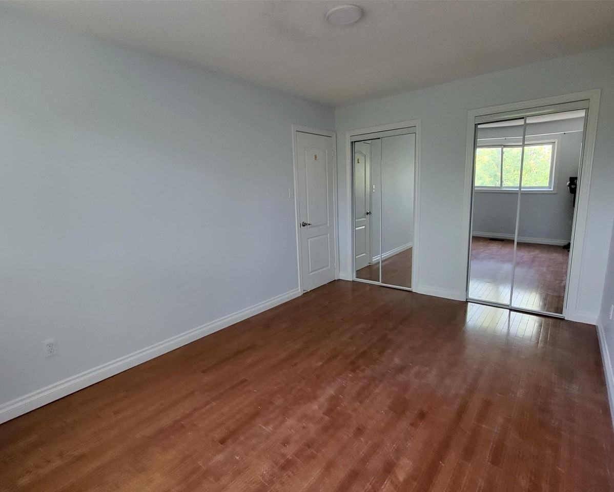 138 Kozlov St - Photo 5 of 17