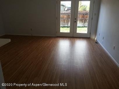 2519 Acacia Ave - Photo 2 of 10