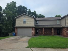 featured image of 605 Nw 17th Ct