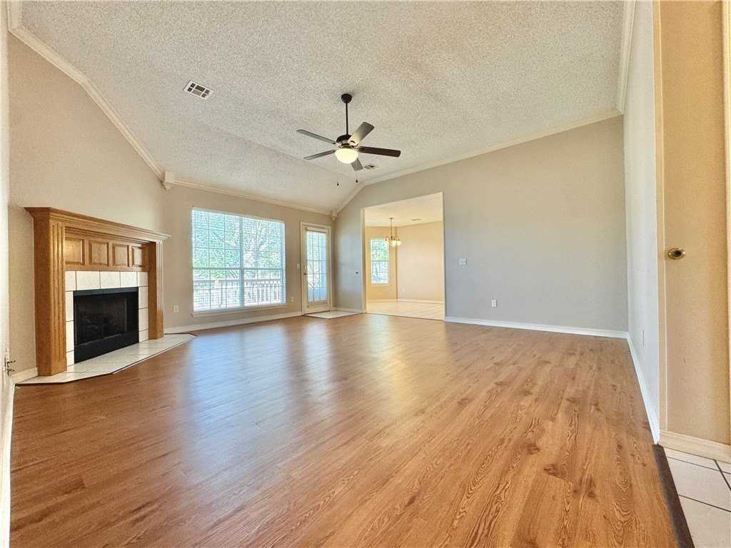 3050 Birch Pl - Photo 2 of 16