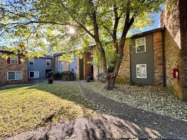 280 S Hill Ave #A106 - Photo 2 of 11
