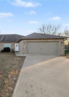 featured image of 862 Oakwood Ln