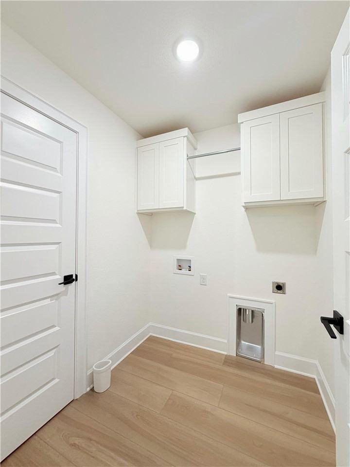 3008 Sw Lovely Ln - Photo 3 of 13