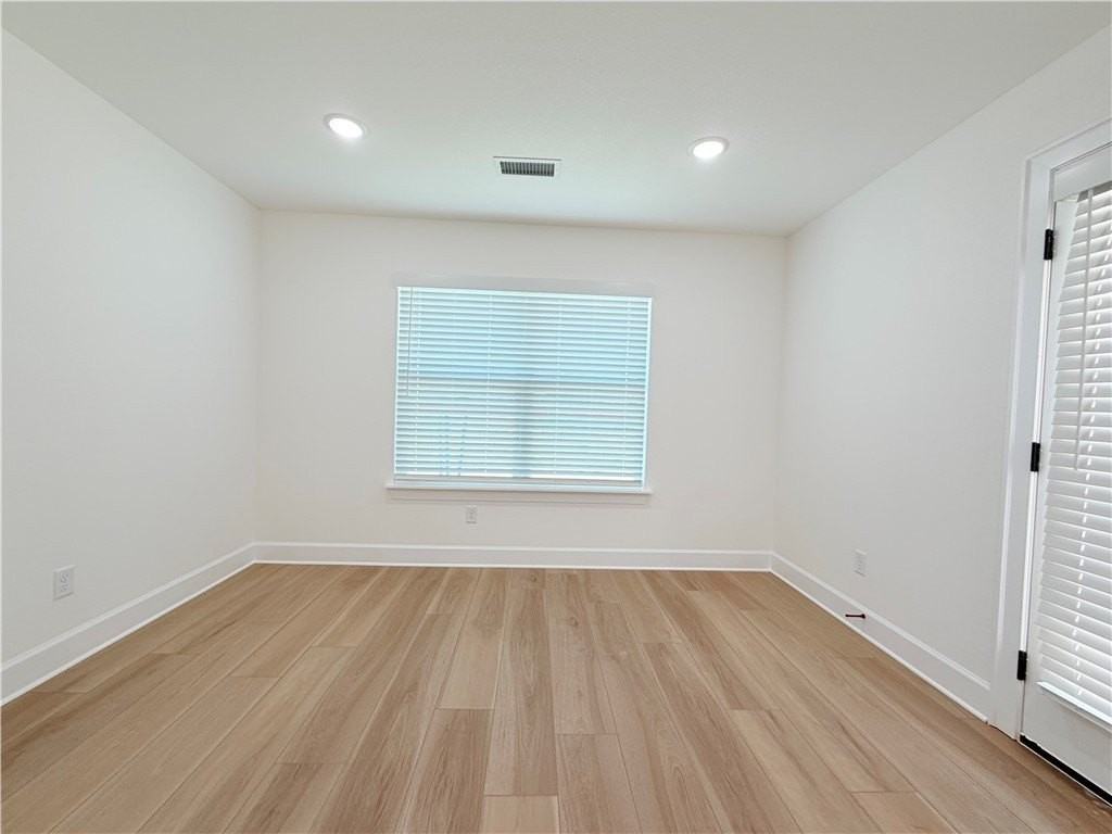 3008 Sw Lovely Ln - Photo 4 of 13