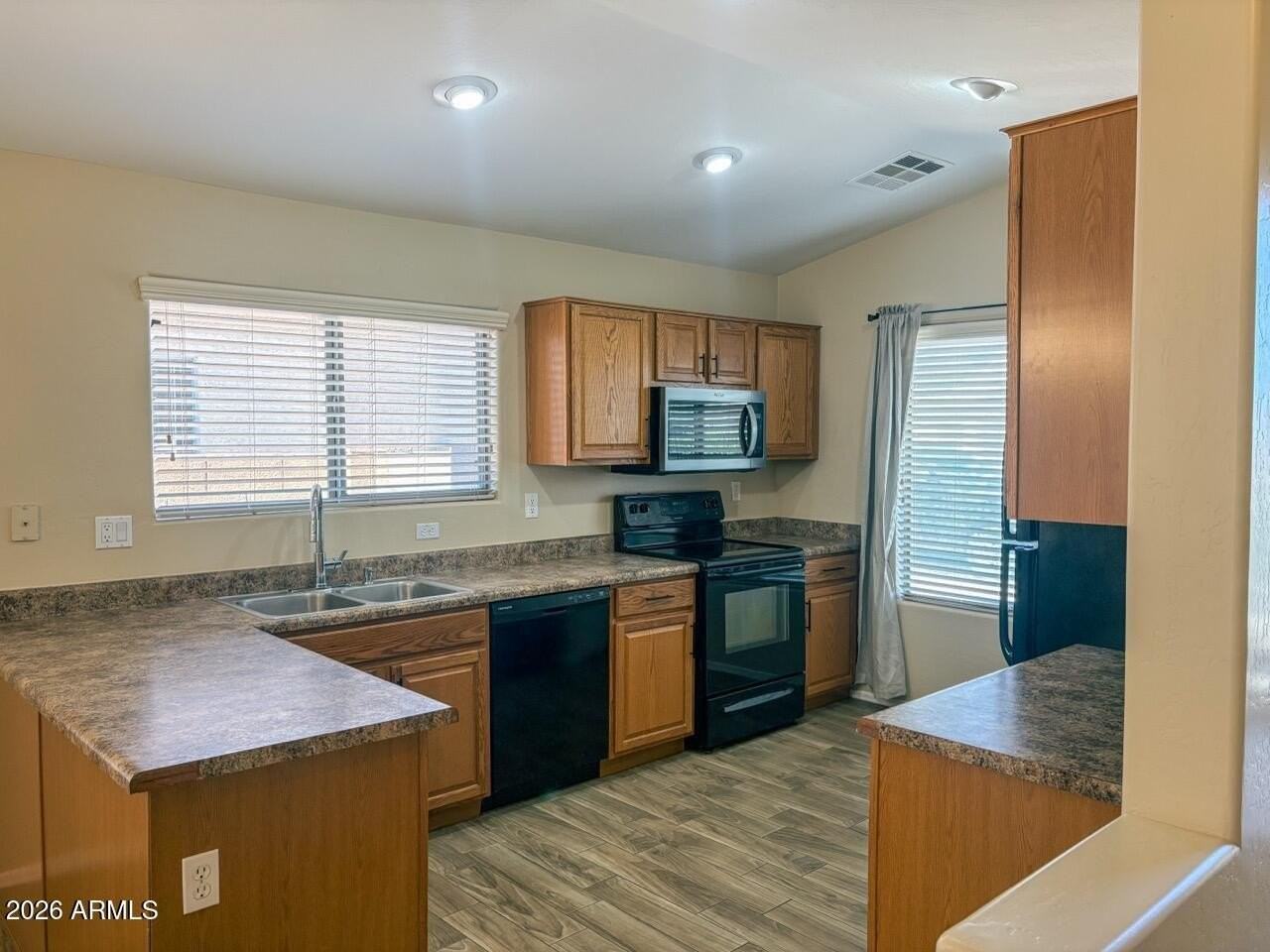 24638 N Shelton Way - Photo 5 of 33