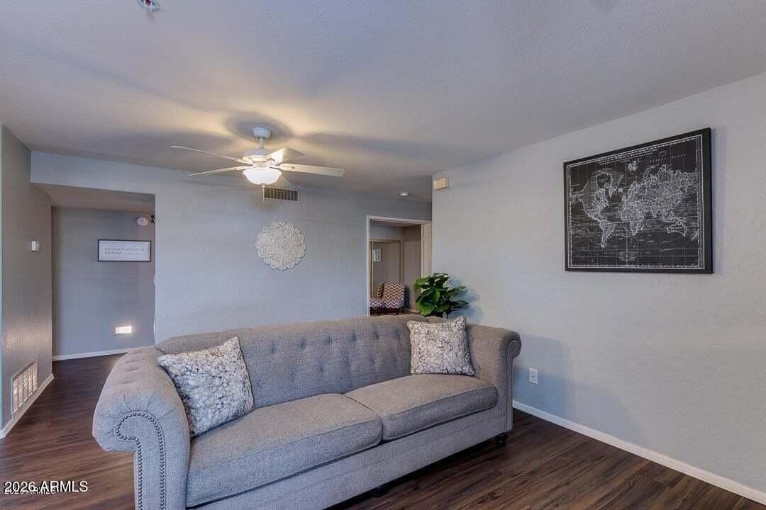 1333 E Morten Ave #140 - Photo 5 of 27