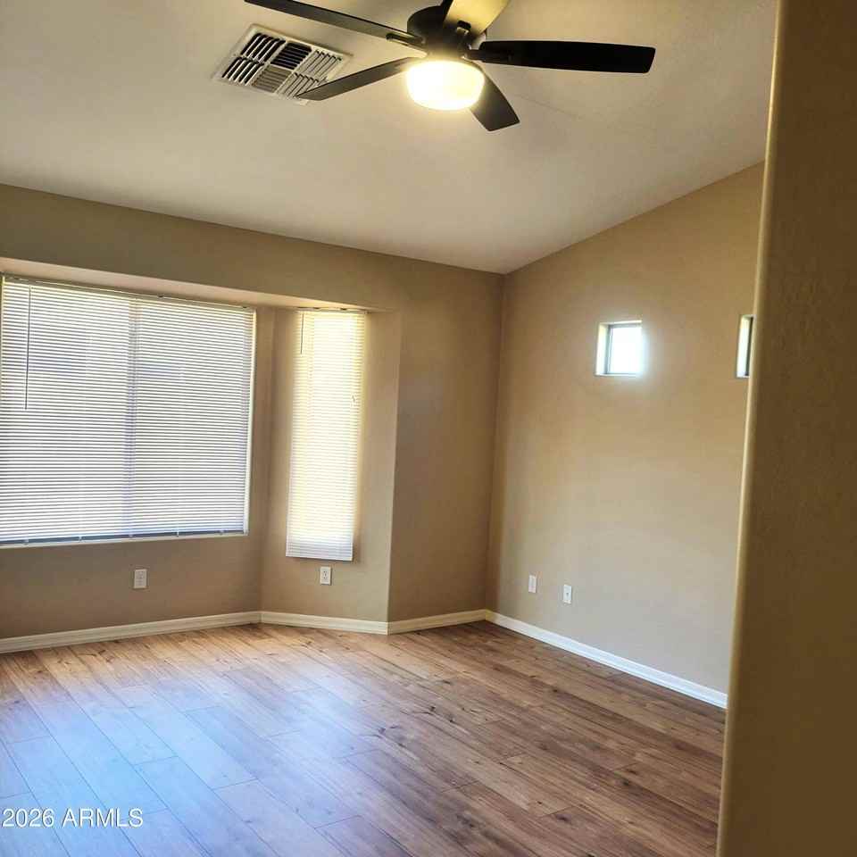 809 W Desert Valley Dr - Photo 6 of 20