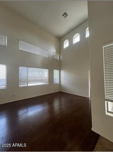 576 E Julian Dr - Photo 2 of 38