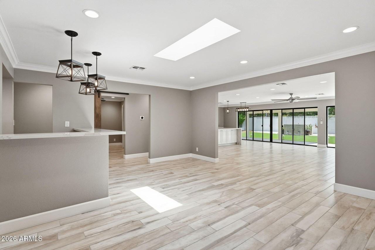 4227 N 62nd St - Photo 4 of 29