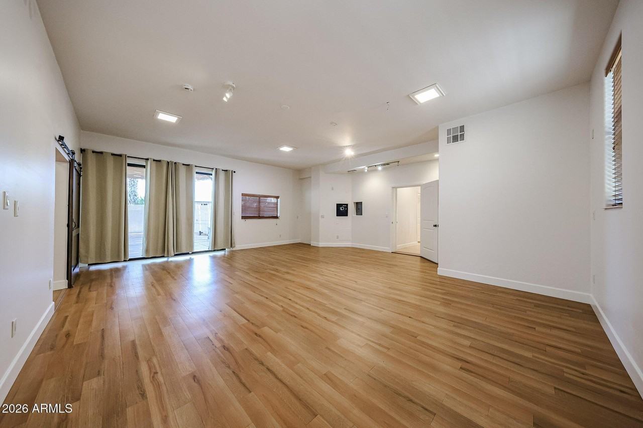 6228 E Pershing Ave - Photo 6 of 31