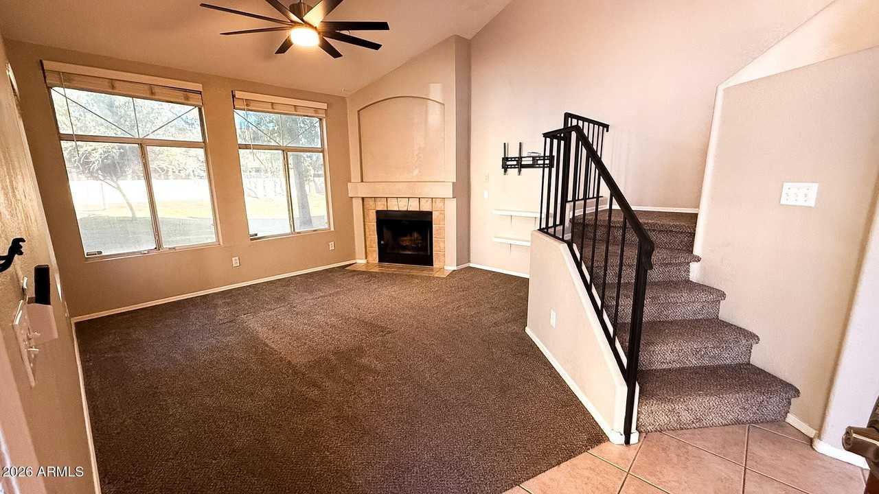 500 N Roosevelt Ave #46 - Photo 4 of 44