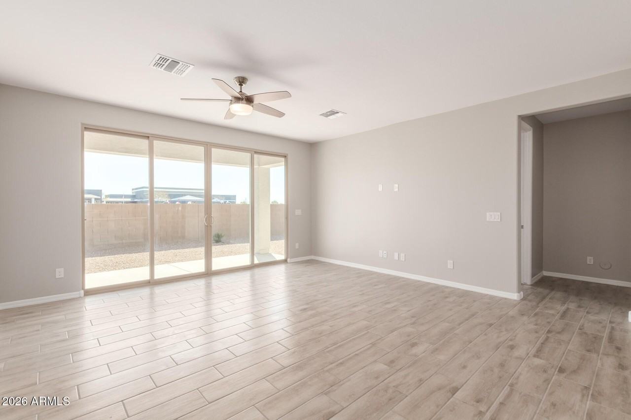 1275 E Jahns Dr - Photo 6 of 24