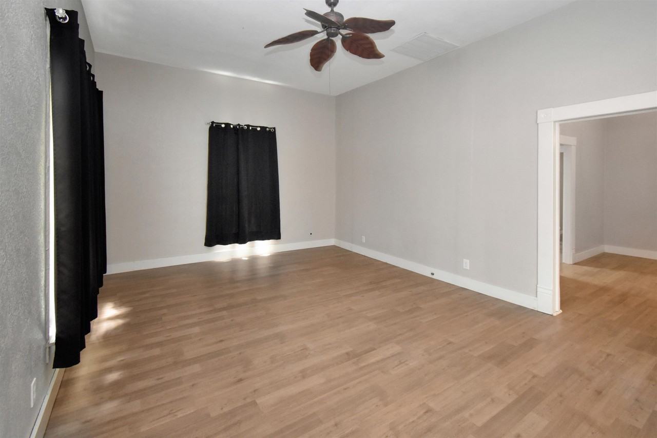 603 Madison Ave - Photo 3 of 14