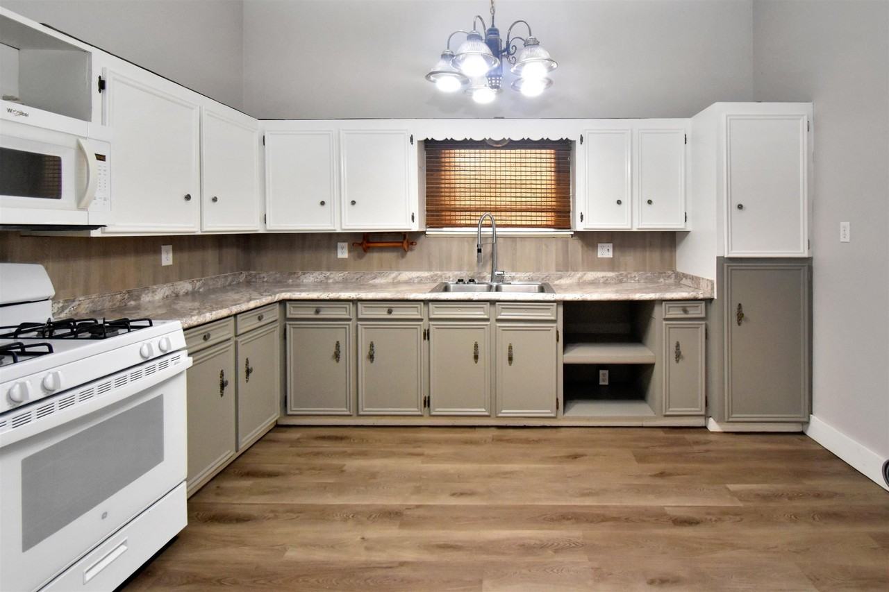 603 Madison Ave - Photo 5 of 14
