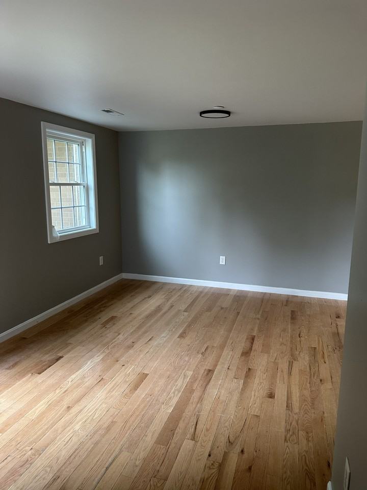 412 Elmwood Dr - Photo 5 of 9