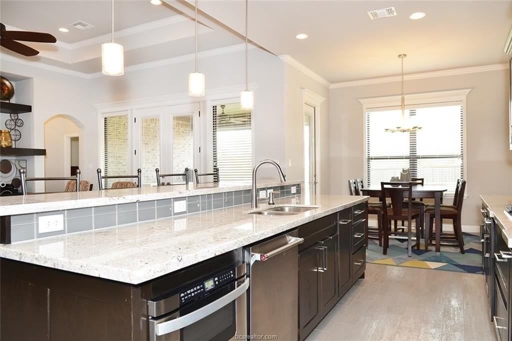 3212 Ashville Path - Photo 4 of 23