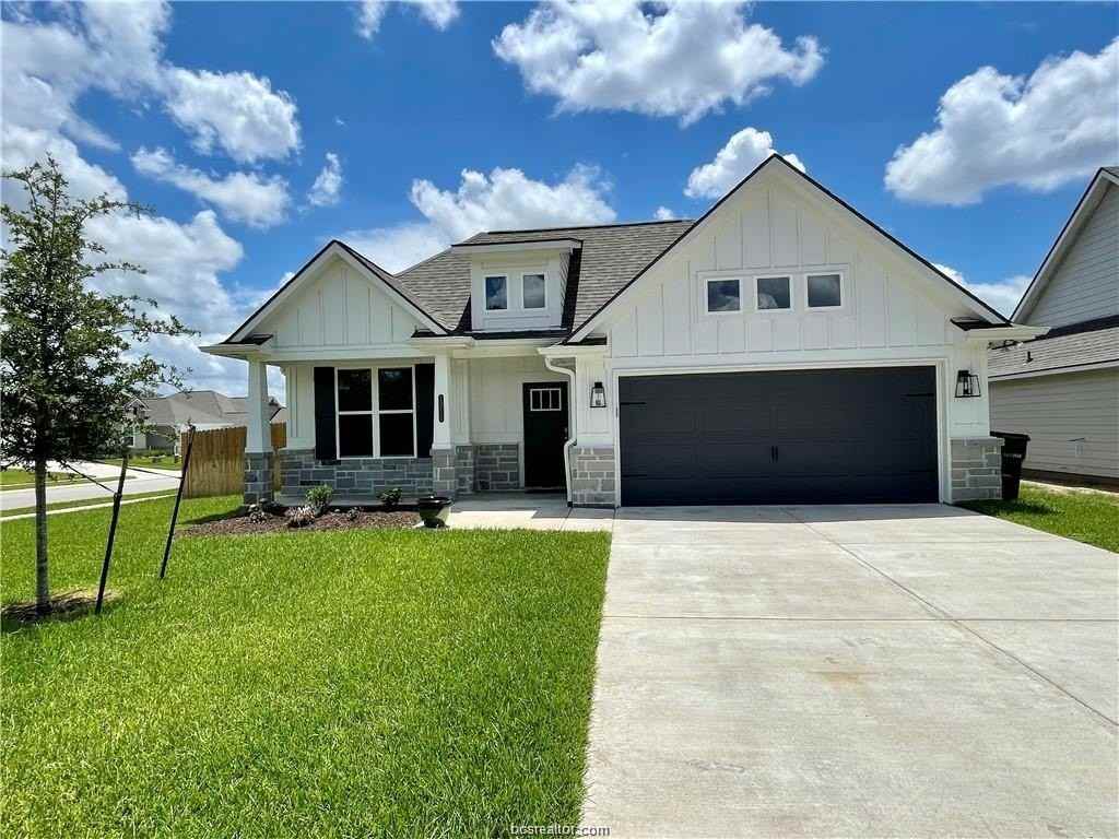 1918 Meridian Ct - Photo 2 of 17