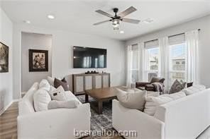 6306 Southern Cross Dr - Photo 6 of 18