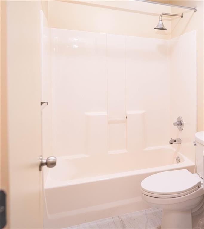 1146 Essex St #1 - Photo 6 of 8