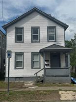 724 Warren St - Photo 1 of 1