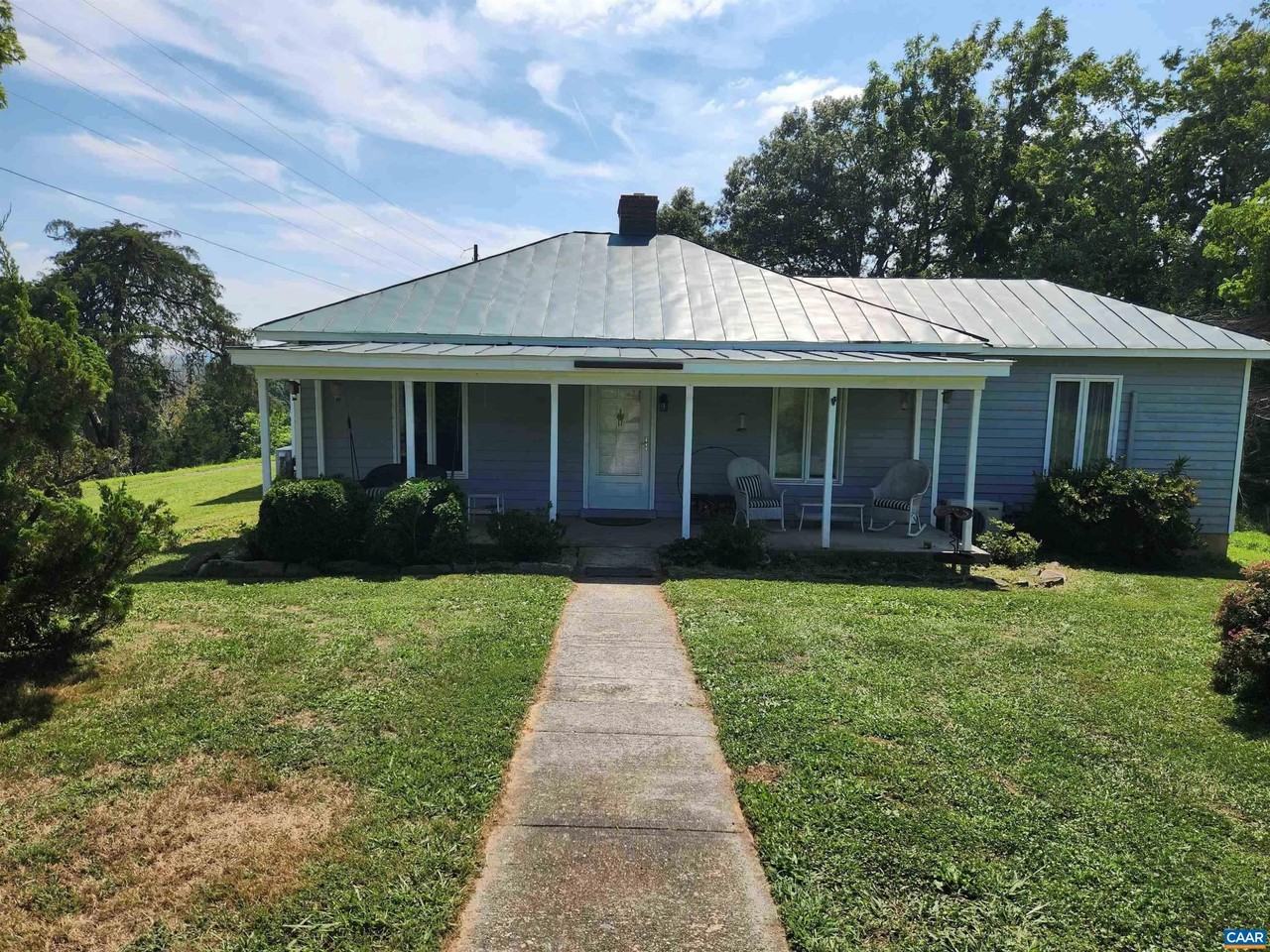 1829 Cabell Rd - Photo 2 of 16
