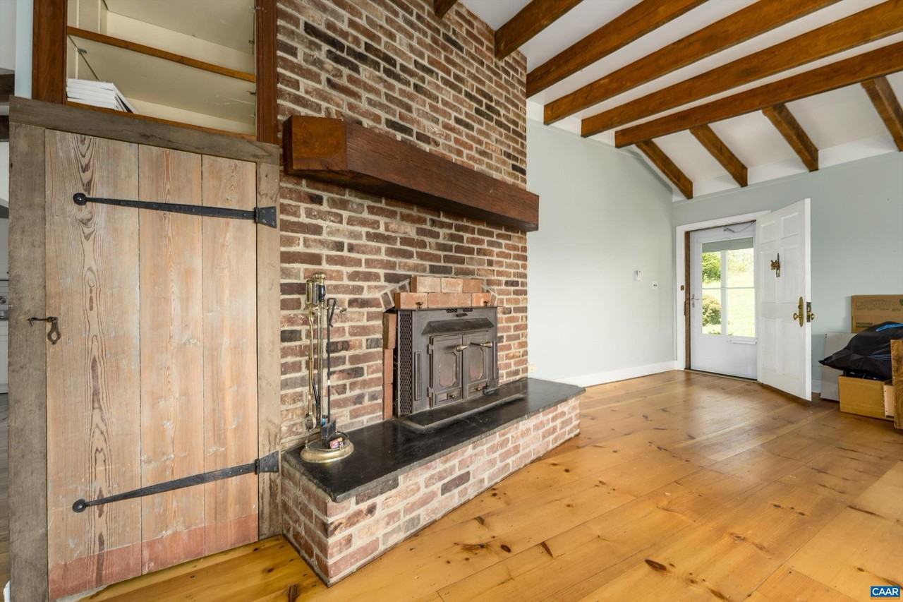 1829 Cabell Rd - Photo 6 of 16