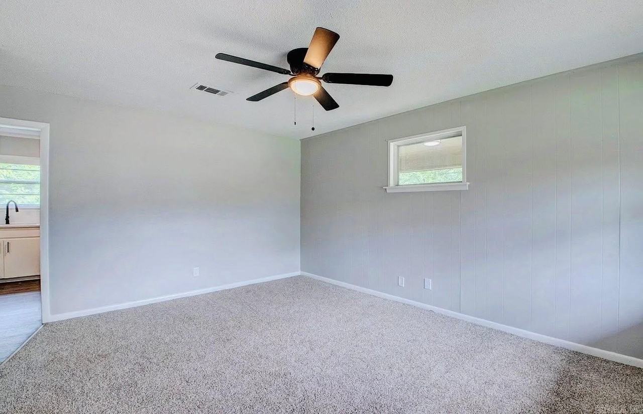 5805 Wisteria Ct - Photo 5 of 15