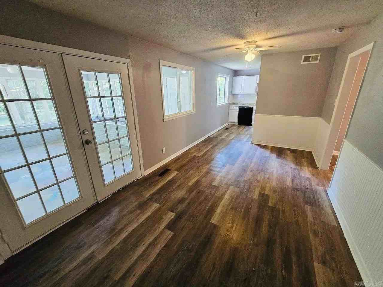 3914 Susan Cir - Photo 7 of 15