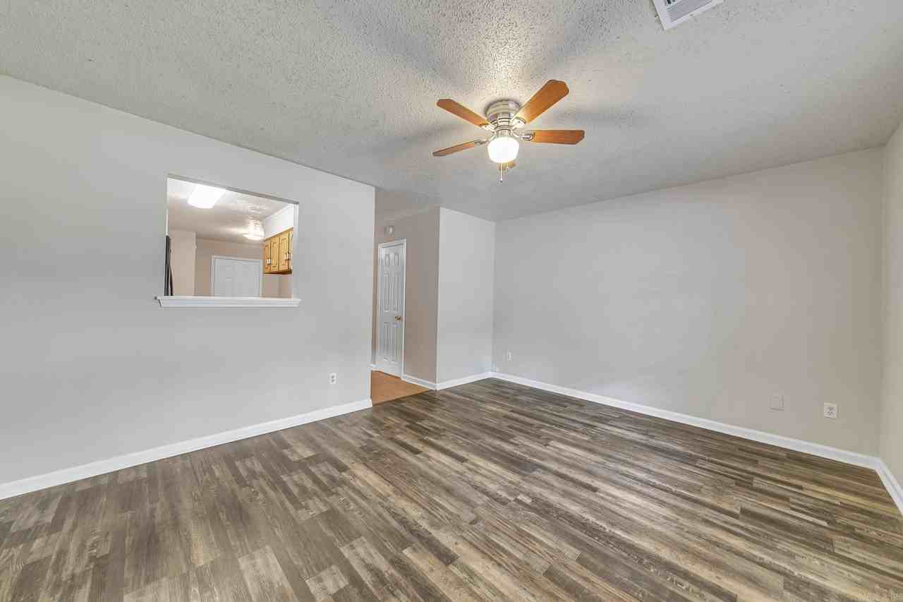 703B N Jackson St - Photo 4 of 23