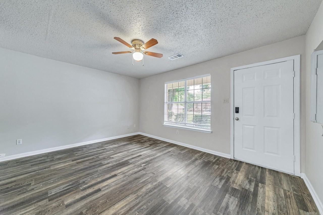 703B N Jackson St - Photo 7 of 23