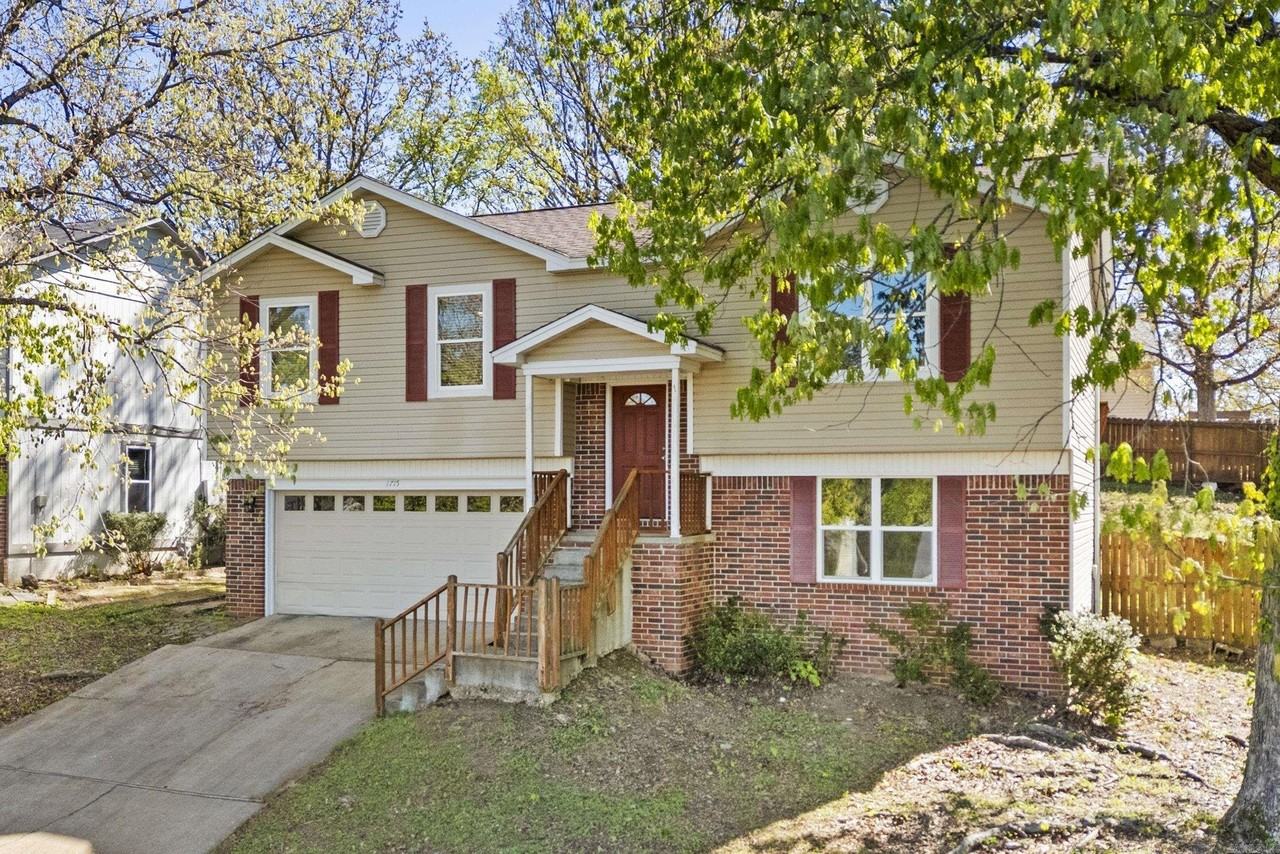1715 Gamble Rd - Photo 2 of 41