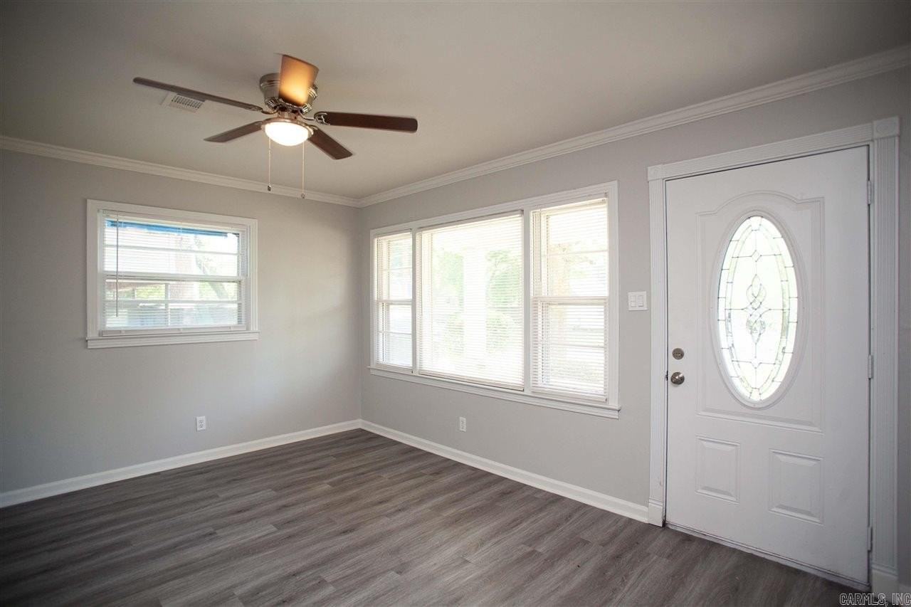 538 Water St - Photo 2 of 11