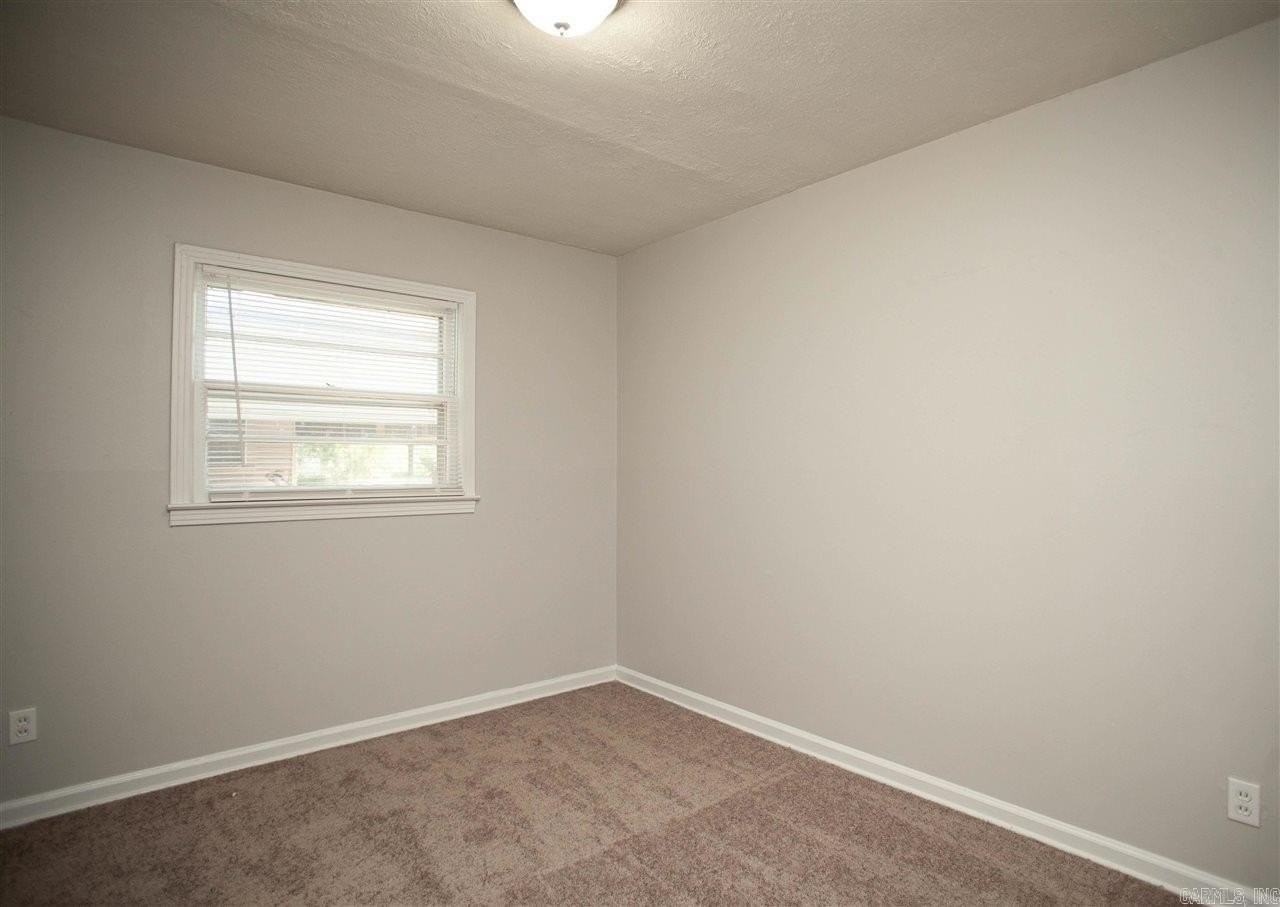 538 Water St - Photo 7 of 11