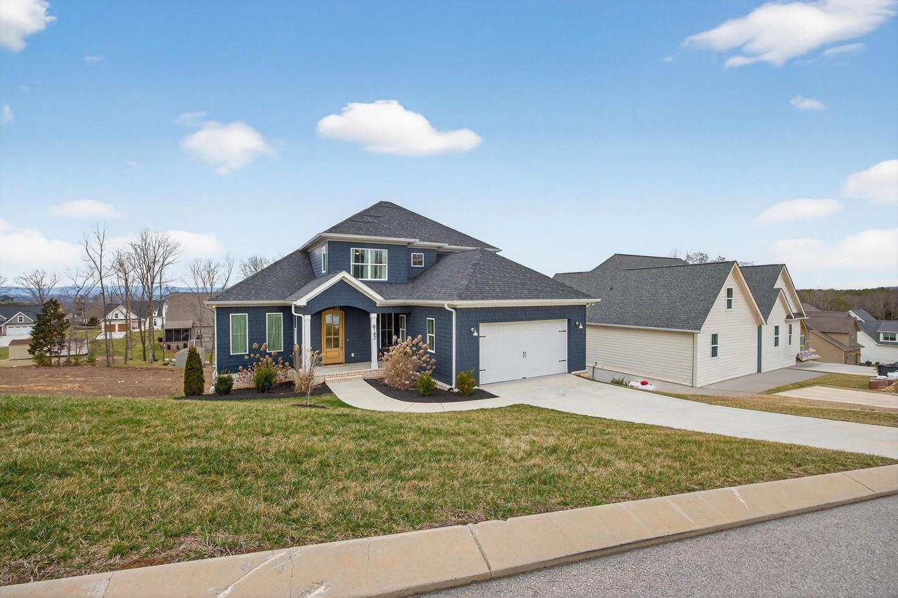 6142 Cashmere Ln - Photo 3 of 50