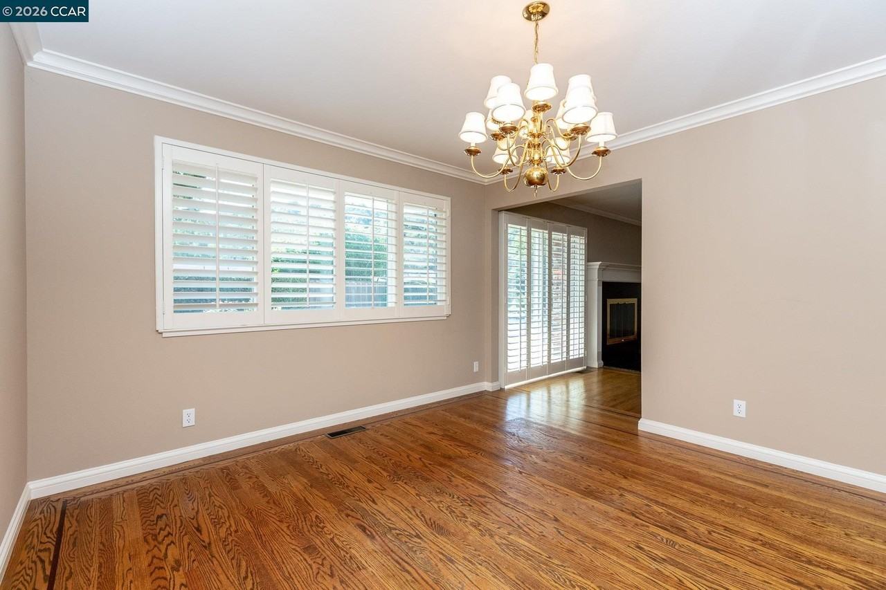 432 Stonefield Pl - Photo 7 of 28