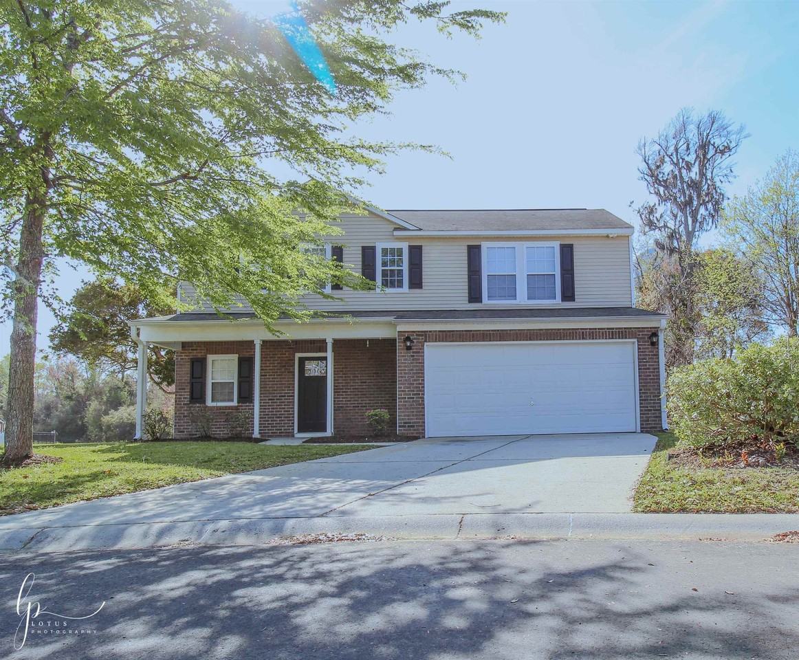 2013 Laurel Oak Ct