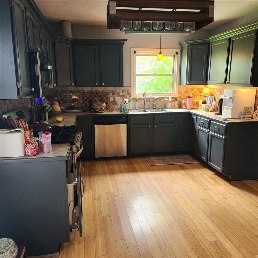 3744 Topeka St - Photo 2 of 3