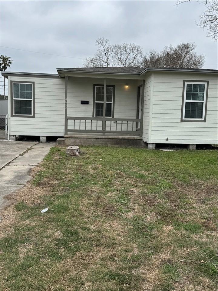 4642 Cheryl Dr - Photo 2 of 22