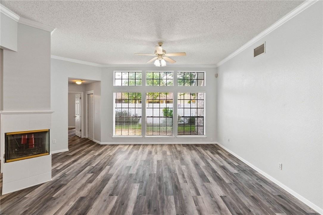 2210 Dorsey St - Photo 5 of 20