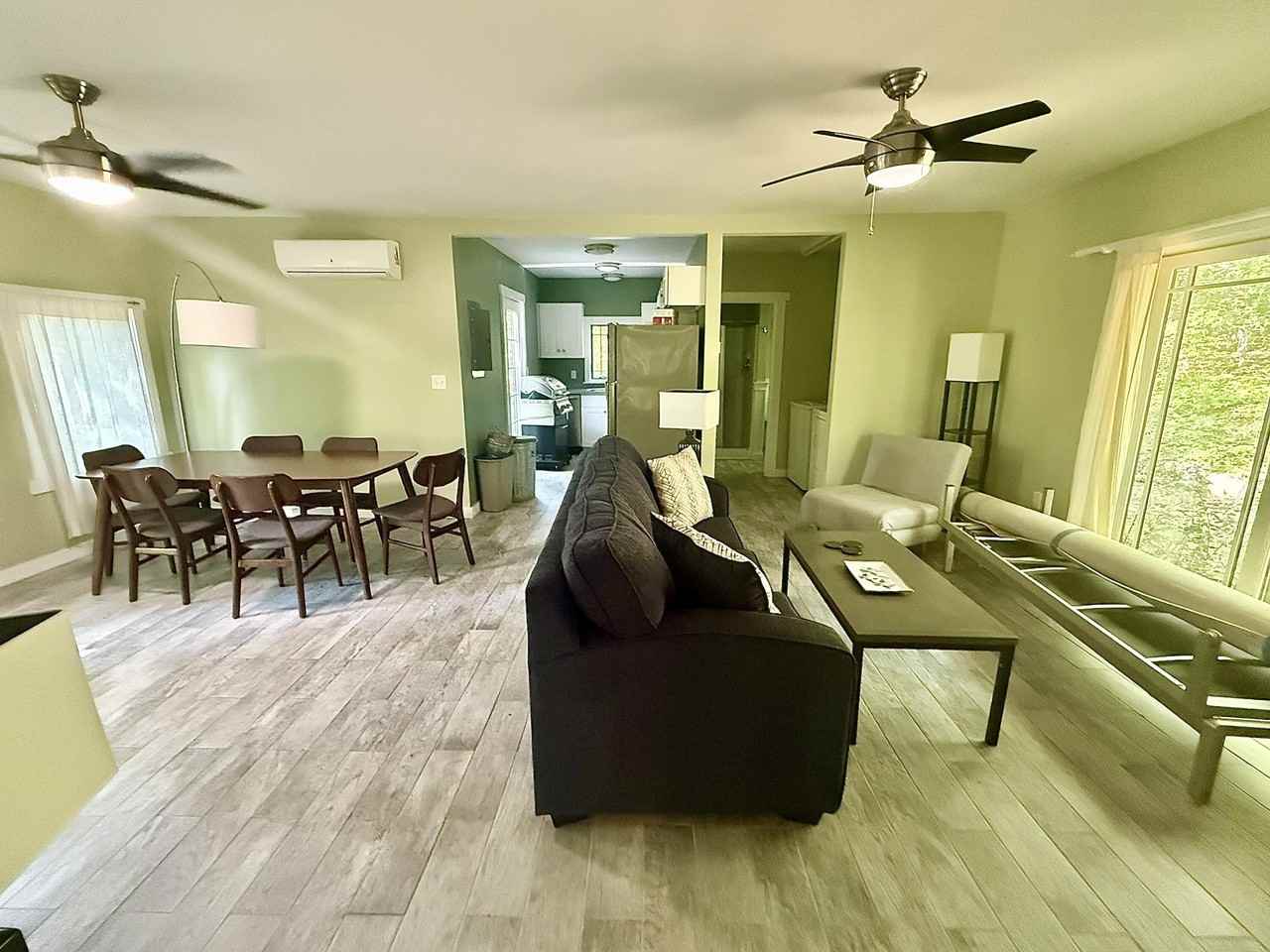717 Stony Brook Rd - Photo 2 of 7